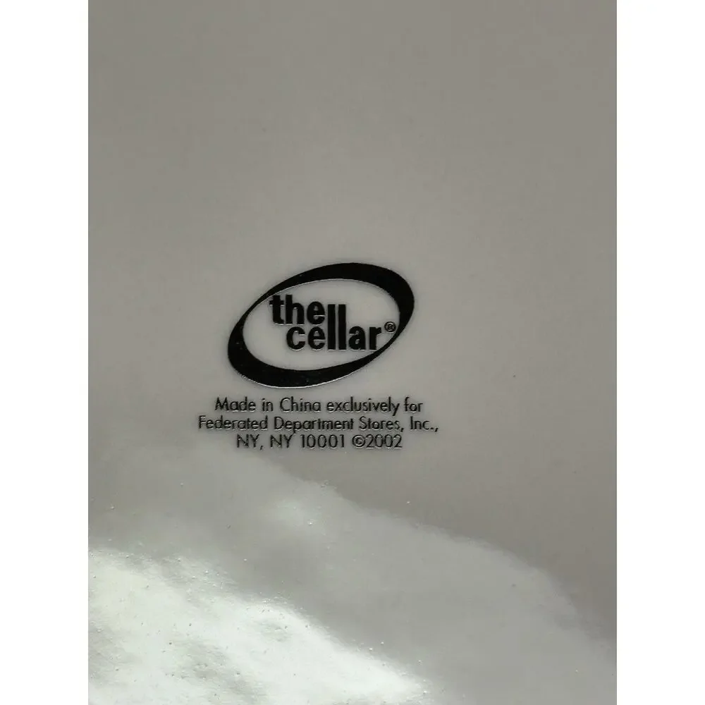 Lot of 12 The Cellar Made In Bangladesh White Dinner Plate With Gold Trim 10.25”
